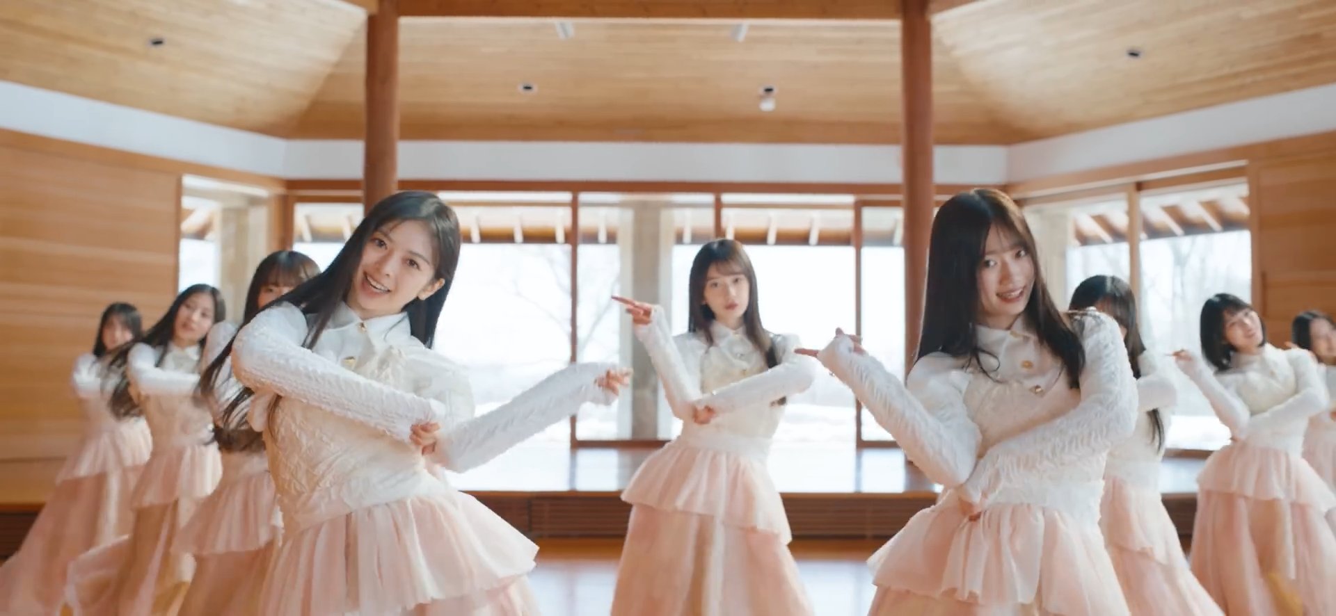 videoplayback (23).mp4_snapshot_00.52_[2025-03-22_00.33.50]