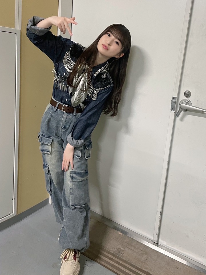 mob8NpYiS