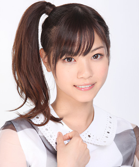 2012年乃木坂46プロフィール_西野七瀬_2-edit
