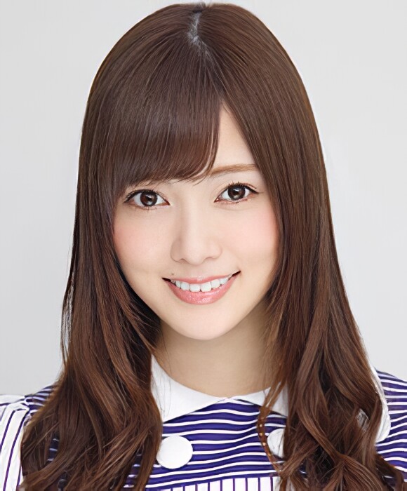 2015年乃木坂46プロフィール_白石麻衣_2-edit