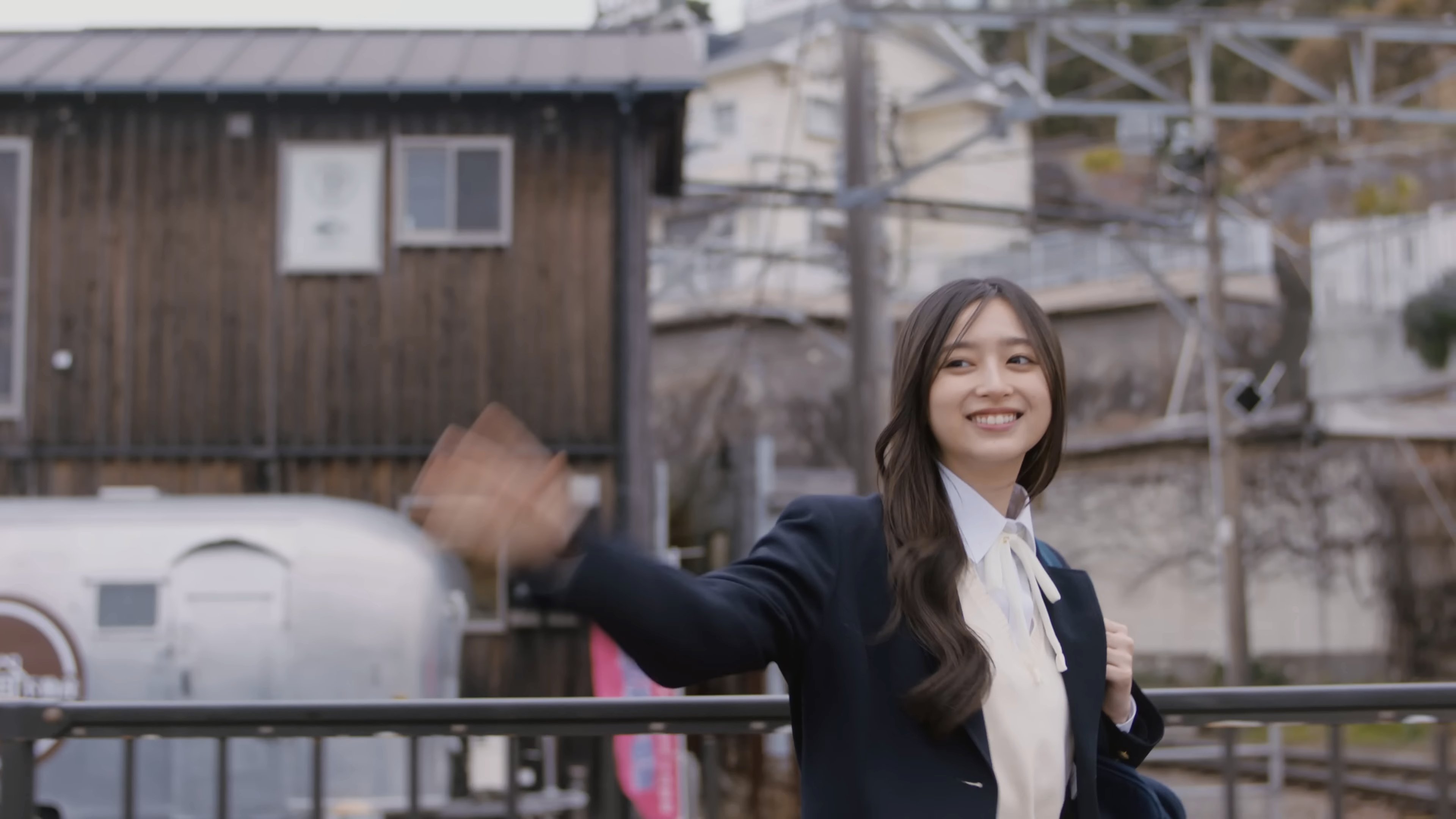 videoplayback.webm_snapshot_00.27_[2025-03-23_19.48.09]