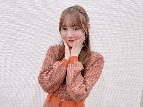 EuL-21cUUAExNns