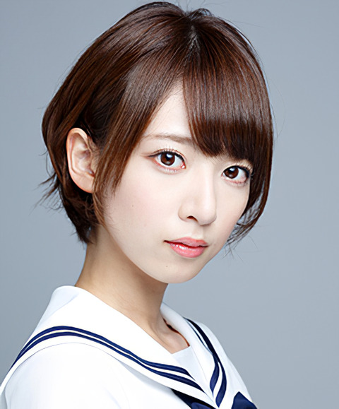 2013年乃木坂46プロフィール_橋本奈々未_2-edit