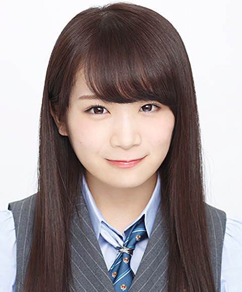 2016年乃木坂46プロフィール_秋元真夏-edit