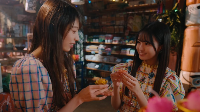 videoplayback (4).webm_snapshot_00.10_[2025.11.09_21.14.19]