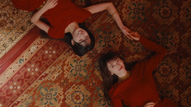 videoplayback (4).webm_snapshot_00.35_[2025.11.09_21.15.03]