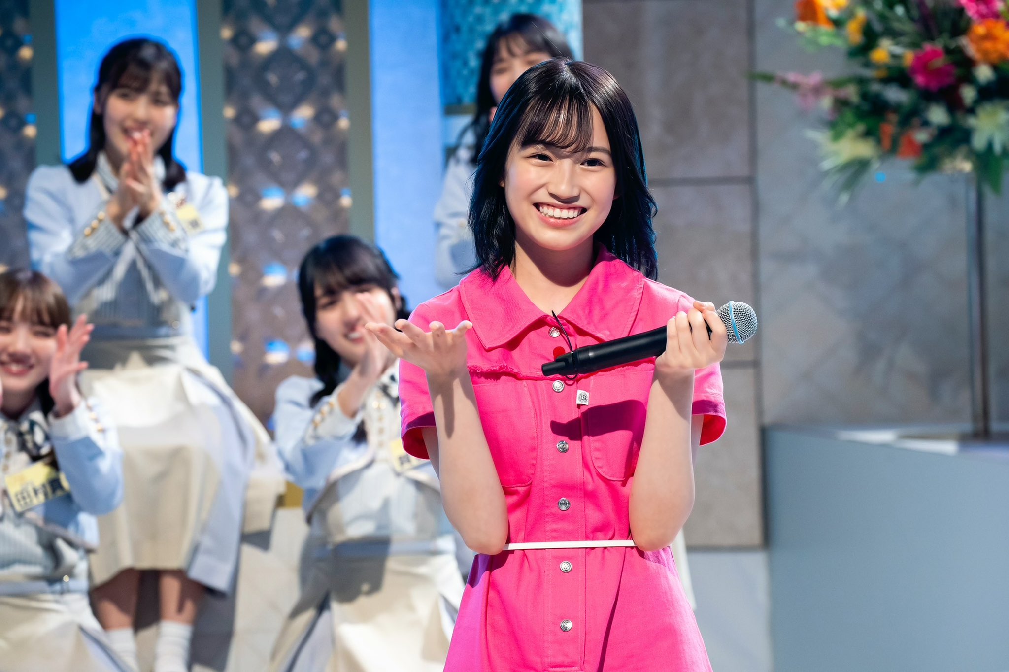 E2izCivVcAY8_XN