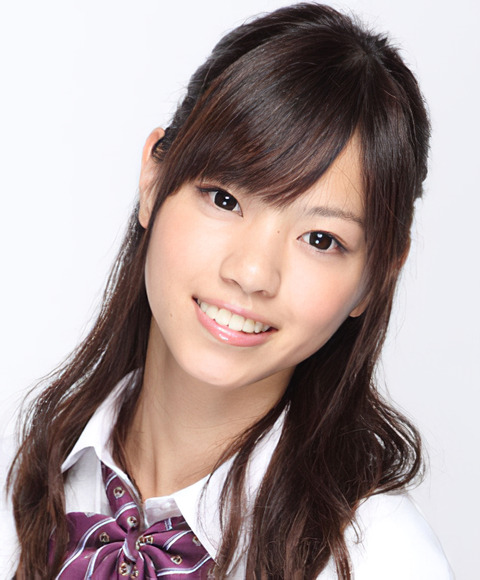 2011年乃木坂46プロフィール_西野七瀬_2-edit