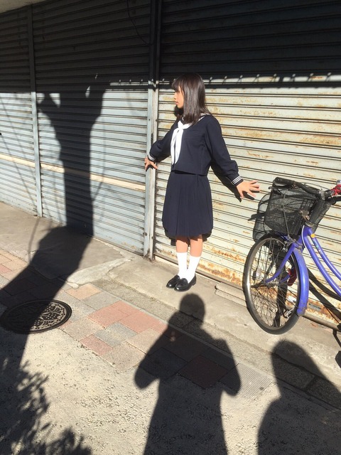 C6OyrSCUYAEH3EC
