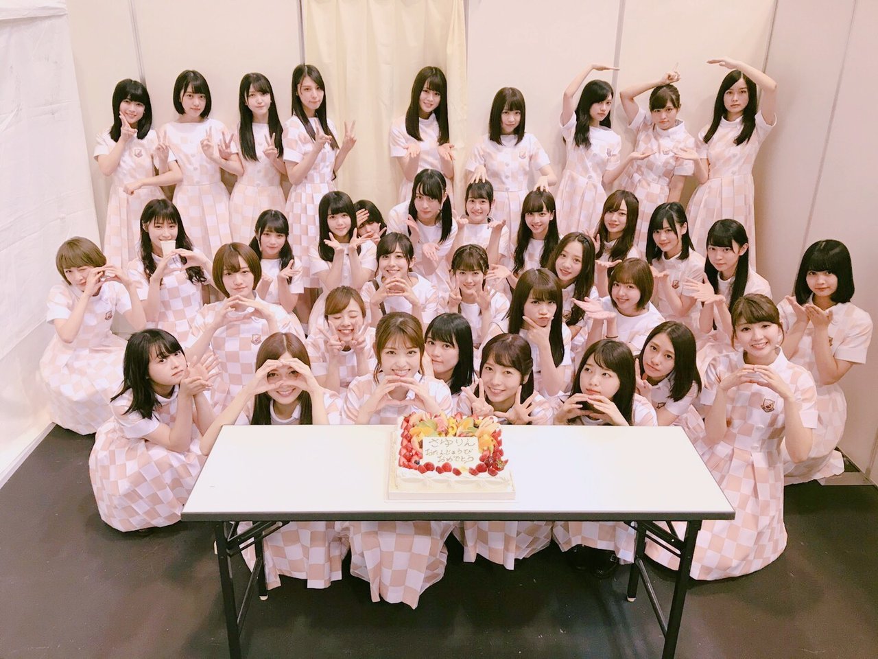 乃木坂46 メンバーの誕生日をみんなで祝う乃木坂っていいよな 乃木坂46まとめでぃあ 乃木坂46 メンバーの誕生日をみんなで祝う乃木坂っていいよな 乃木坂46まとめでぃあ