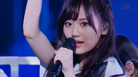 4f989d3b