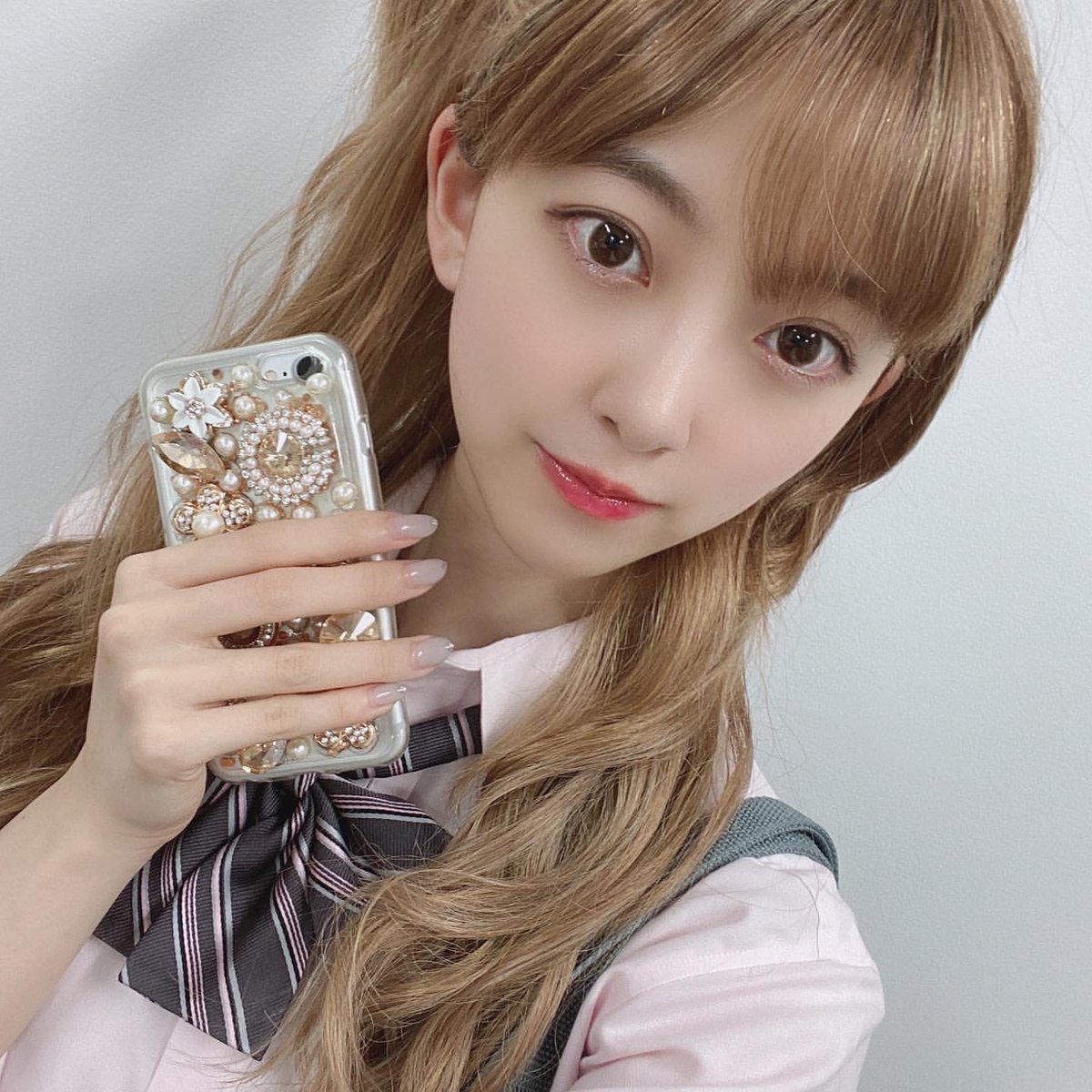 乃木坂46 堀未央奈 女子高生かと思う写真が 乃木速