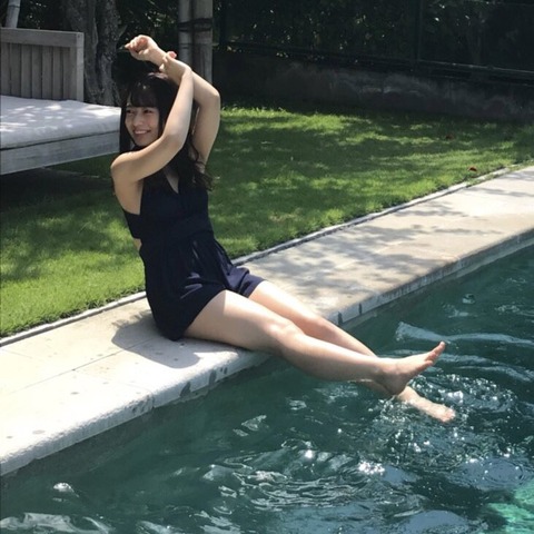 乃木坂46 たまらん 斉藤優里写真集 プールでの太ももセクシーショットが大量公開ｷﾀ ﾟ ﾟ 坂道まとめアンテナ