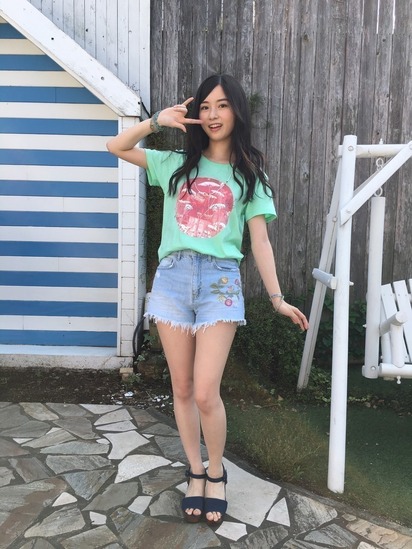 【乃木坂46】「佐々木琴子」美脚全開の写真を公開!!