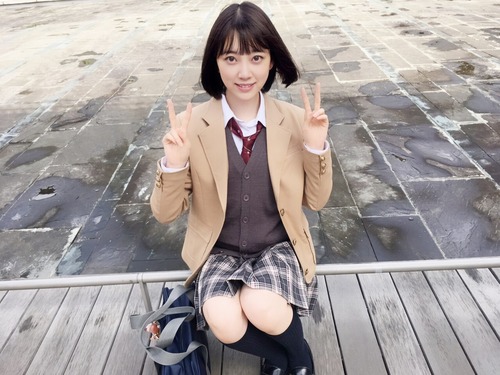 【乃木坂46】幼く見えるwww JK姿の「堀未央奈」