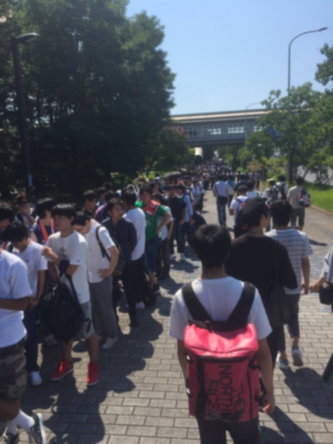 18th全国握手会 グッズ待機列 (7)
