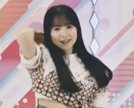 【朗報】 鈴木佑捺さん、完全に『見えて』しまう