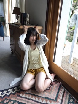 R0awwSy-480x640