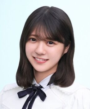 冨里奈央