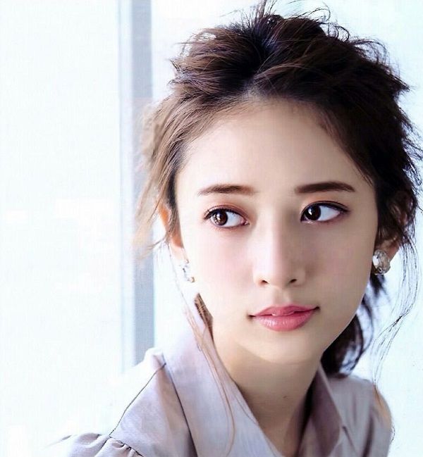 こんな美人がこれから一般社会に ななみん美しすぎるやろｗ 橋本奈々未 乃木坂46 乃木坂新聞係