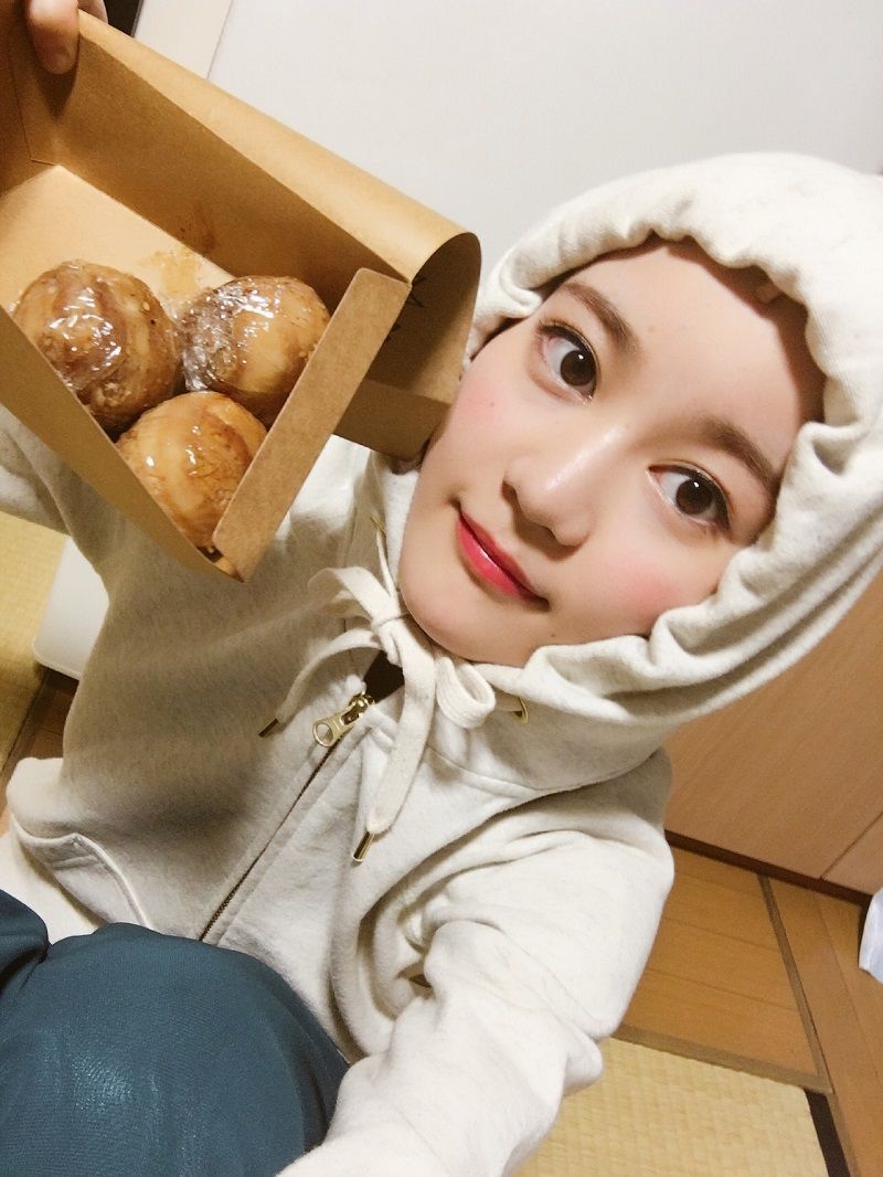 パーカーのヒモぎゅっ いくちゃん可愛いw 乃木坂46 乃木坂新聞係 パーカーのヒモぎゅっ いくちゃん可愛いw 乃木坂46 乃木坂新聞係