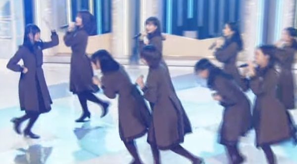 サザエさん動画きたあああ 自惚れビーチの振り付けのことですｗ 乃木坂46 乃木坂新聞係