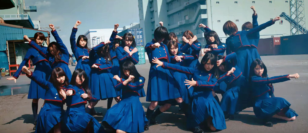 欅坂46 冒頭の平手ちゃんは死からの復活 不協和音 Mvもストーリー性がありそうな件 欅って 何 欅坂46まとめ