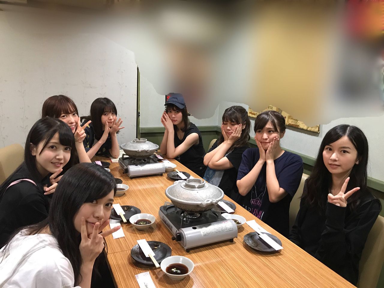 乃木坂46 全ツ大阪ご飯会で琴子の隣にでんちゃん 3期生に囲まれたktkが新鮮ツ 乃木坂最新ニュース 乃木坂46 全ツ大阪ご飯会で琴子の隣にでんちゃん 3期生に囲まれたktkが新鮮ツ 乃木坂最新ニュース