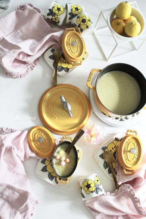 STAUB ココット・ラウンド 18cm レモンイエロー ココット シトロン