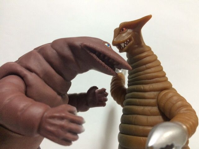 ウルトラ怪獣500 サドラー 宇宙人ネチョの前線基地