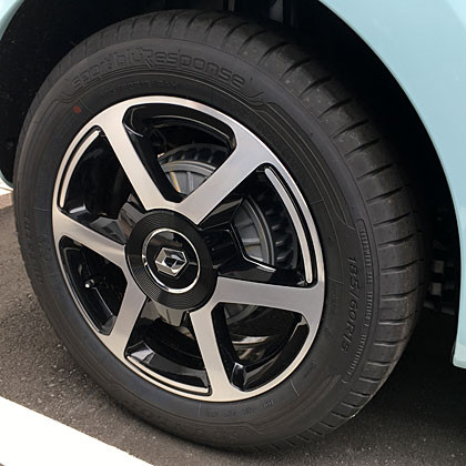近々納車される親友のトゥインゴを見に行って Nojee Chips
