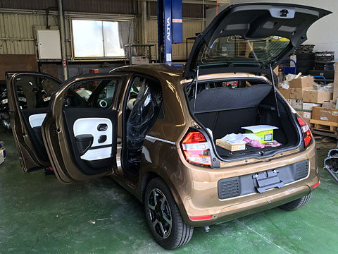 TWINGO