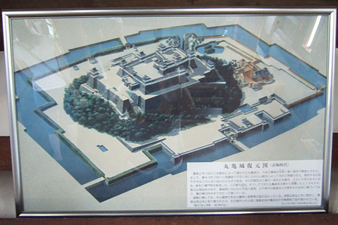 丸亀城