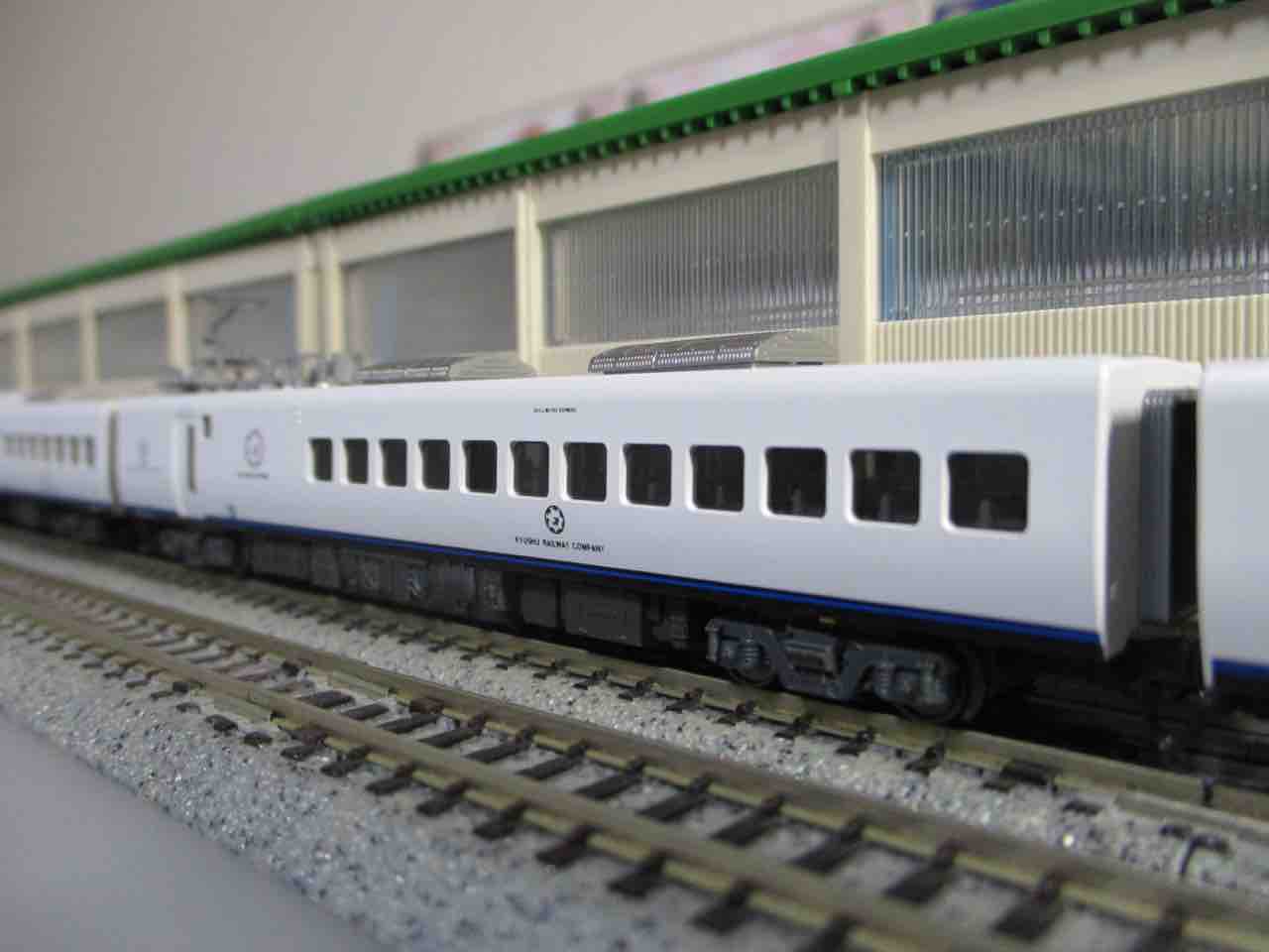 KATO 885系 2次車 アラウンド・ザ・九州 入線 : 夏島鉄道