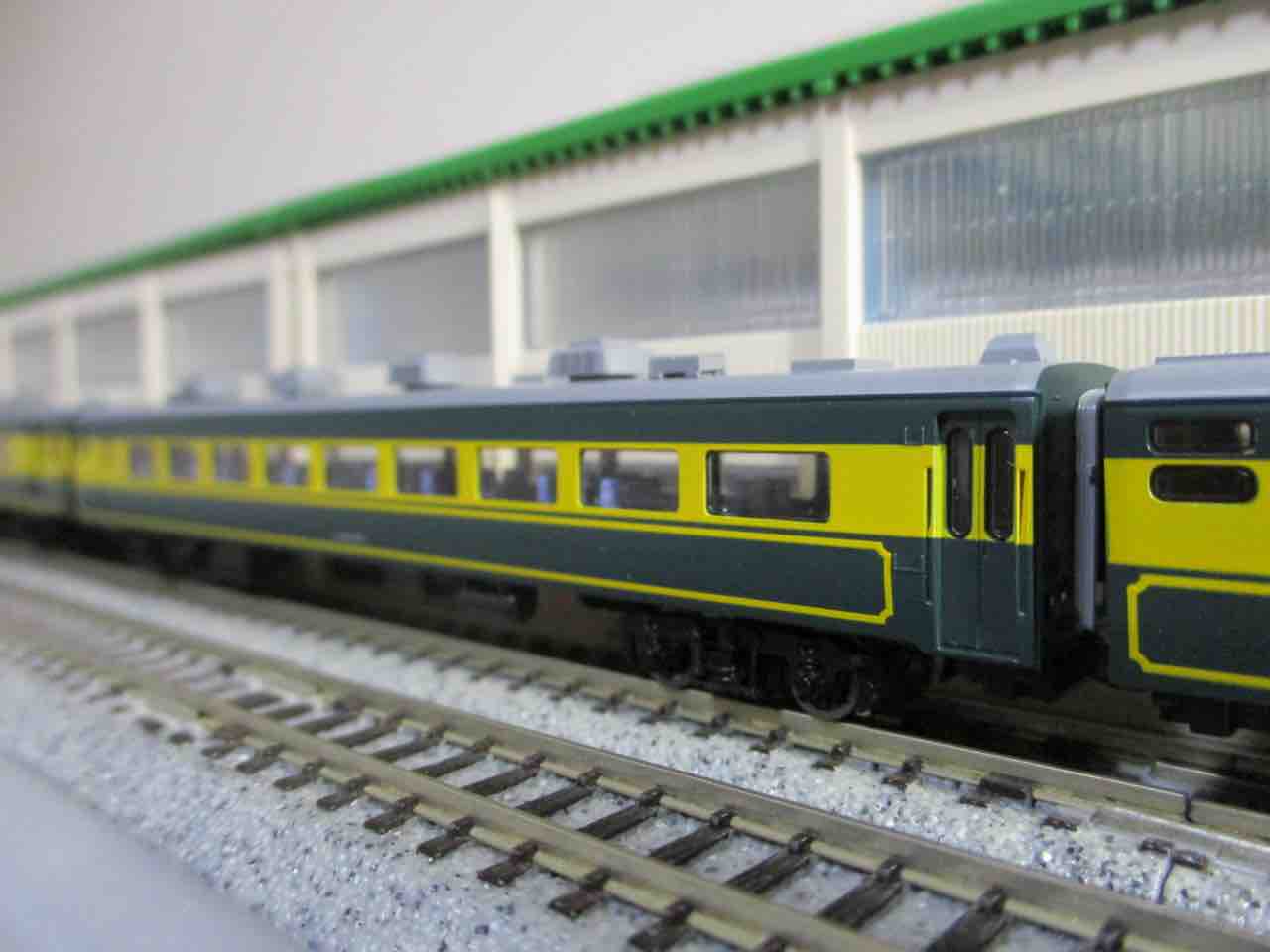 TOMIX 14系700番台 サロンカーなにわ 入線 : 夏島鉄道