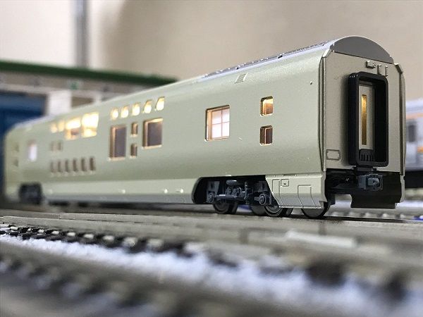 KATO E001形 四季島 入線 : 夏島鉄道