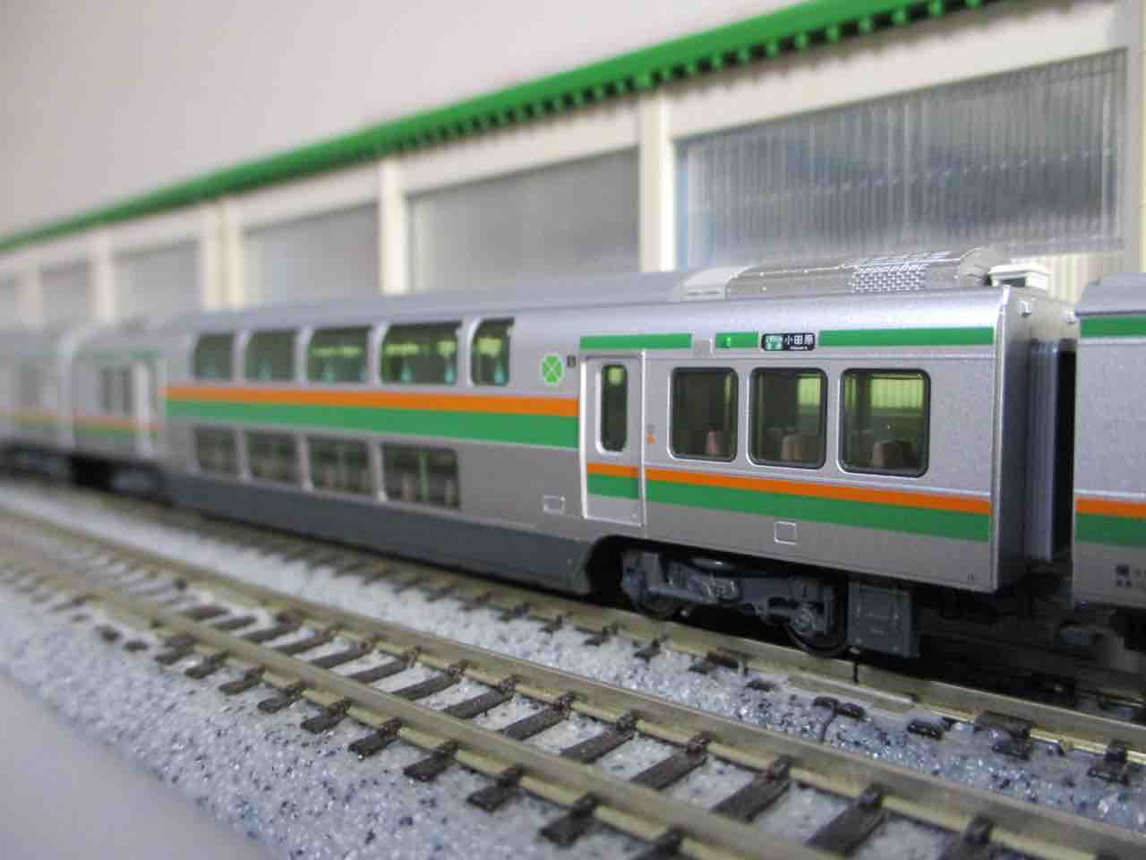 JR東日本E233系3000番台 4両　kato ライト点灯動力動作確認済 KATO E233系3000番台 東海道線・上野東京ライン 増結セットB