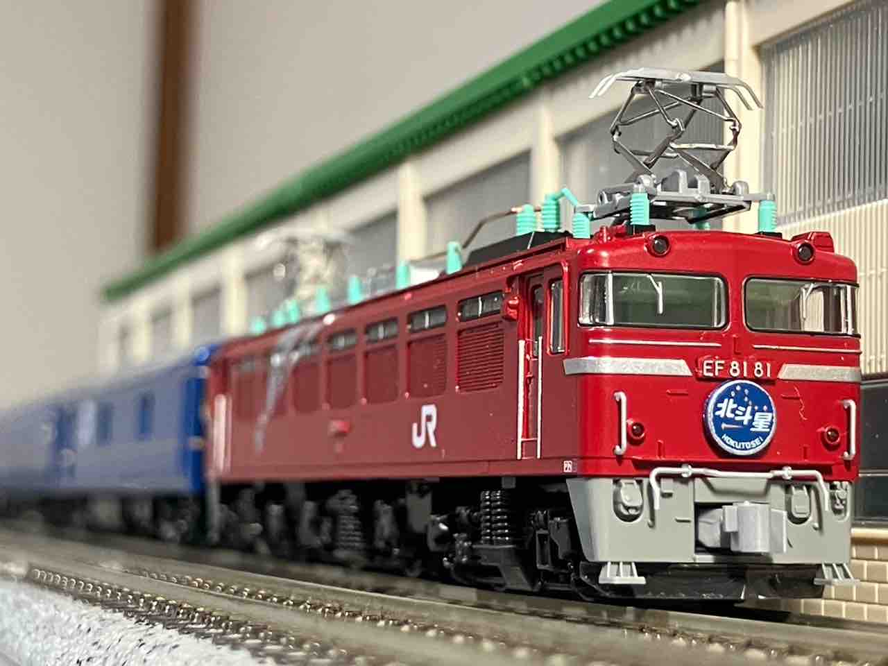 KATO EF81 81 北斗星 入線 : 夏島鉄道