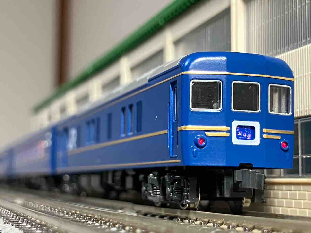 上野口摸型紹介】KATO 24系25形 北斗星 北海道編成 : 夏島鉄道
