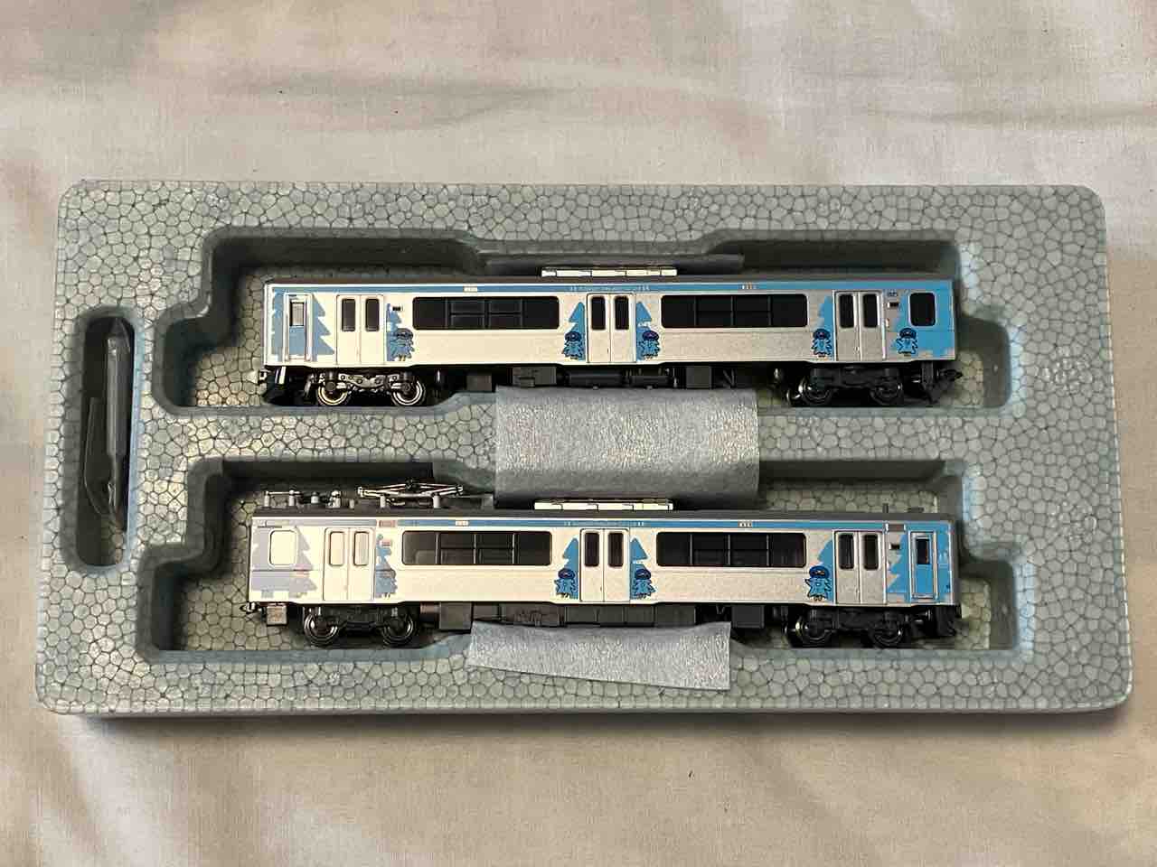 KATO 青い森701系 新ラッピング 入線 : 夏島鉄道