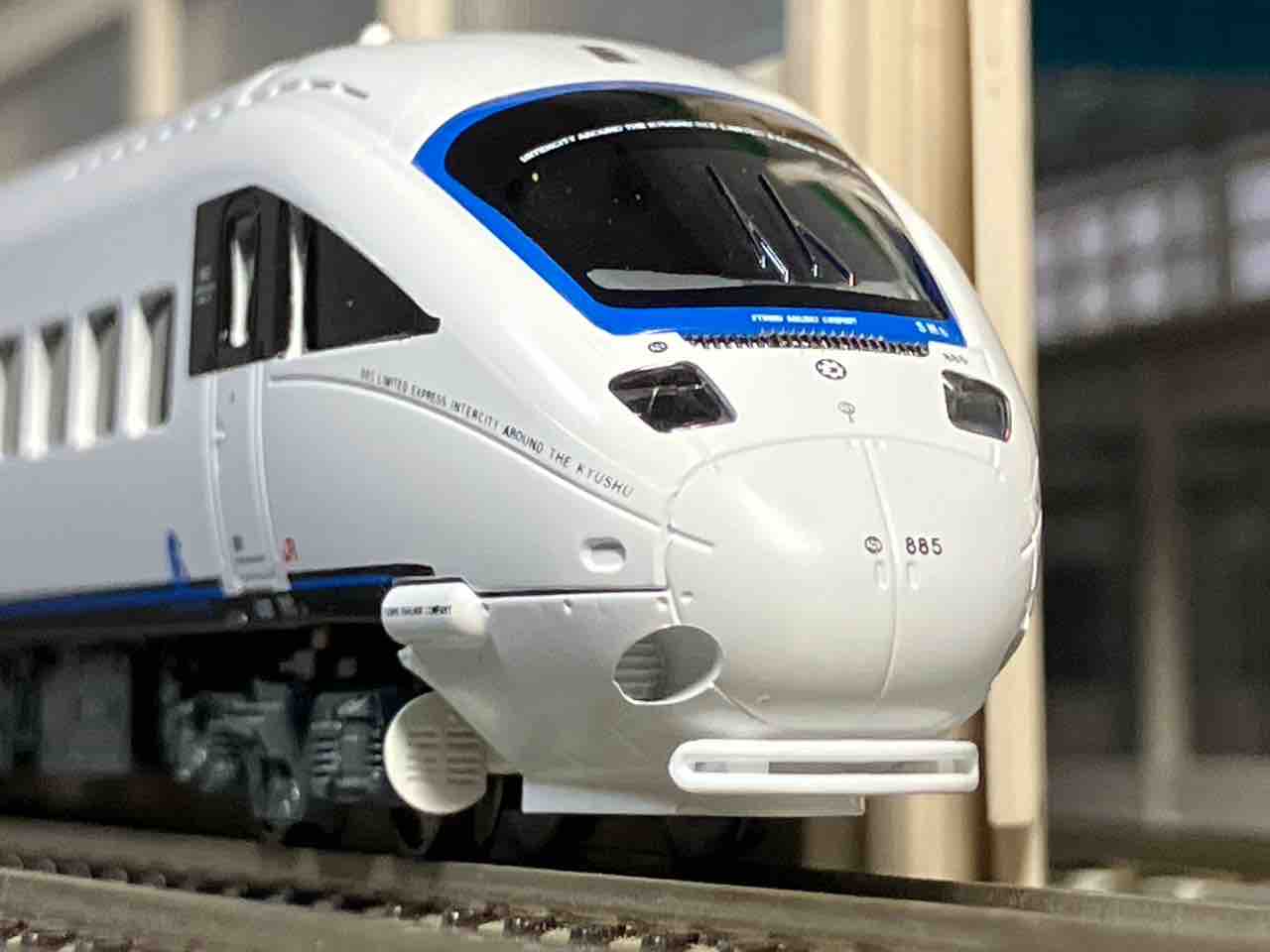 KATO 885系 2次車 アラウンド・ザ・九州 入線 : 夏島鉄道