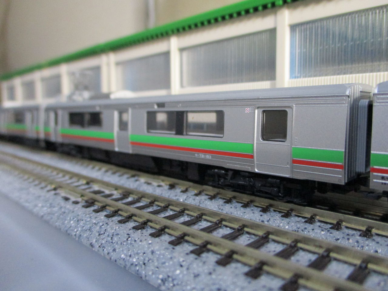 KATO 731系 入線 : 夏島鉄道