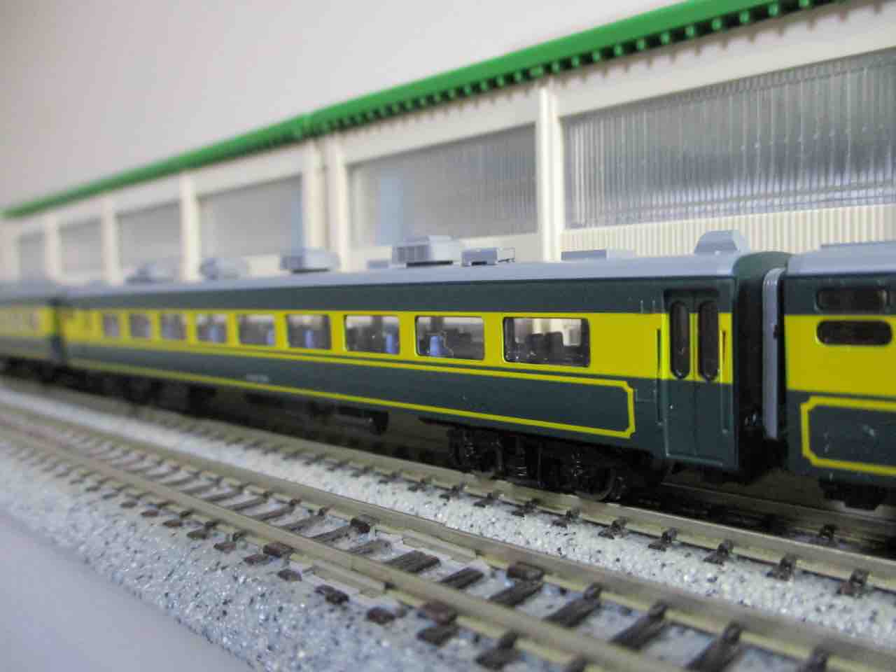 TOMIX 14系700番台 サロンカーなにわ 入線 : 夏島鉄道