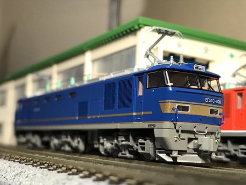 KATO EF510 500 JR貨物色 入線 : 夏島鉄道