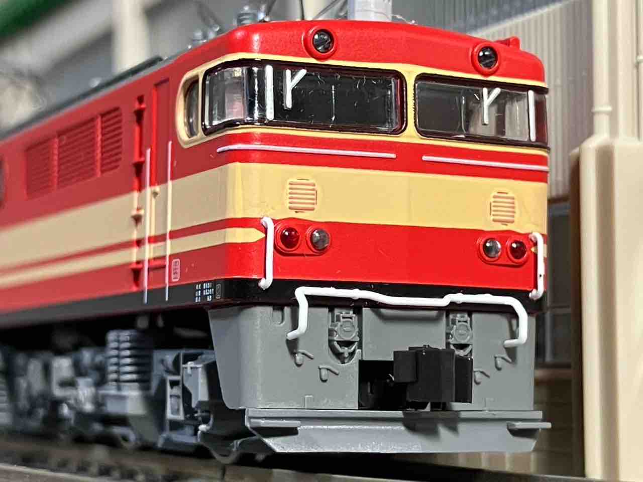 KATO E854 西武鉄道保存車 入線 : 夏島鉄道
