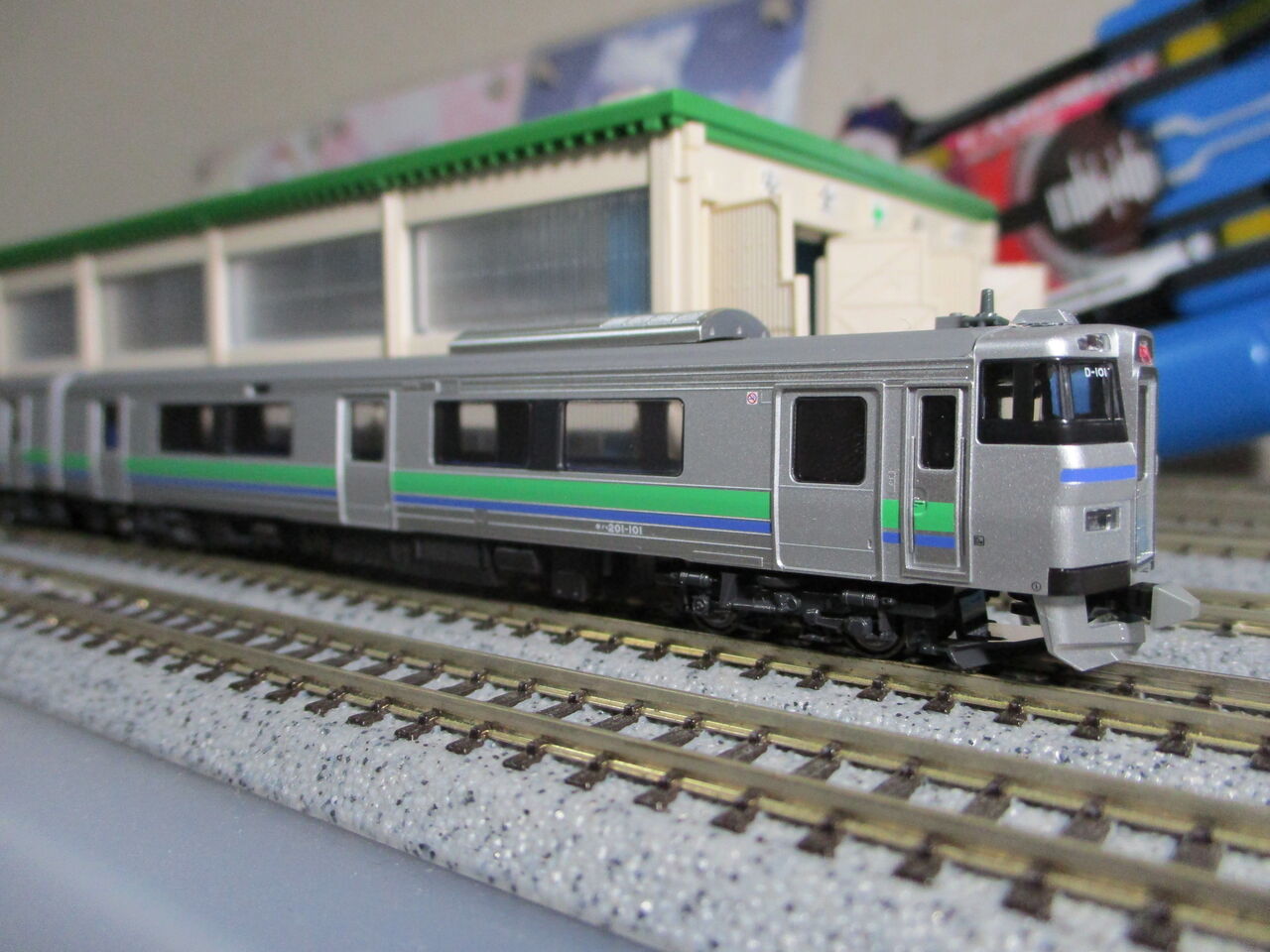 KATO 731系/キハ201系 入線 : 夏島鉄道