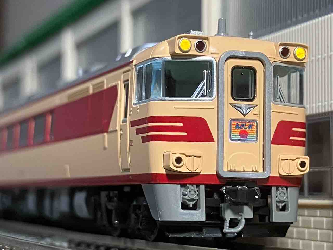 国鉄181系ボンネット型11両　KATO KATO キハ181系 はくと 入線 : 夏島鉄道