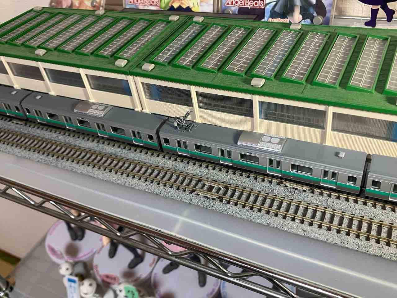 TOMIX E233系2000番台 常磐線 入線 : 夏島鉄道 TOMIX E233系2000番台 常磐線 入線 : 夏島鉄道
