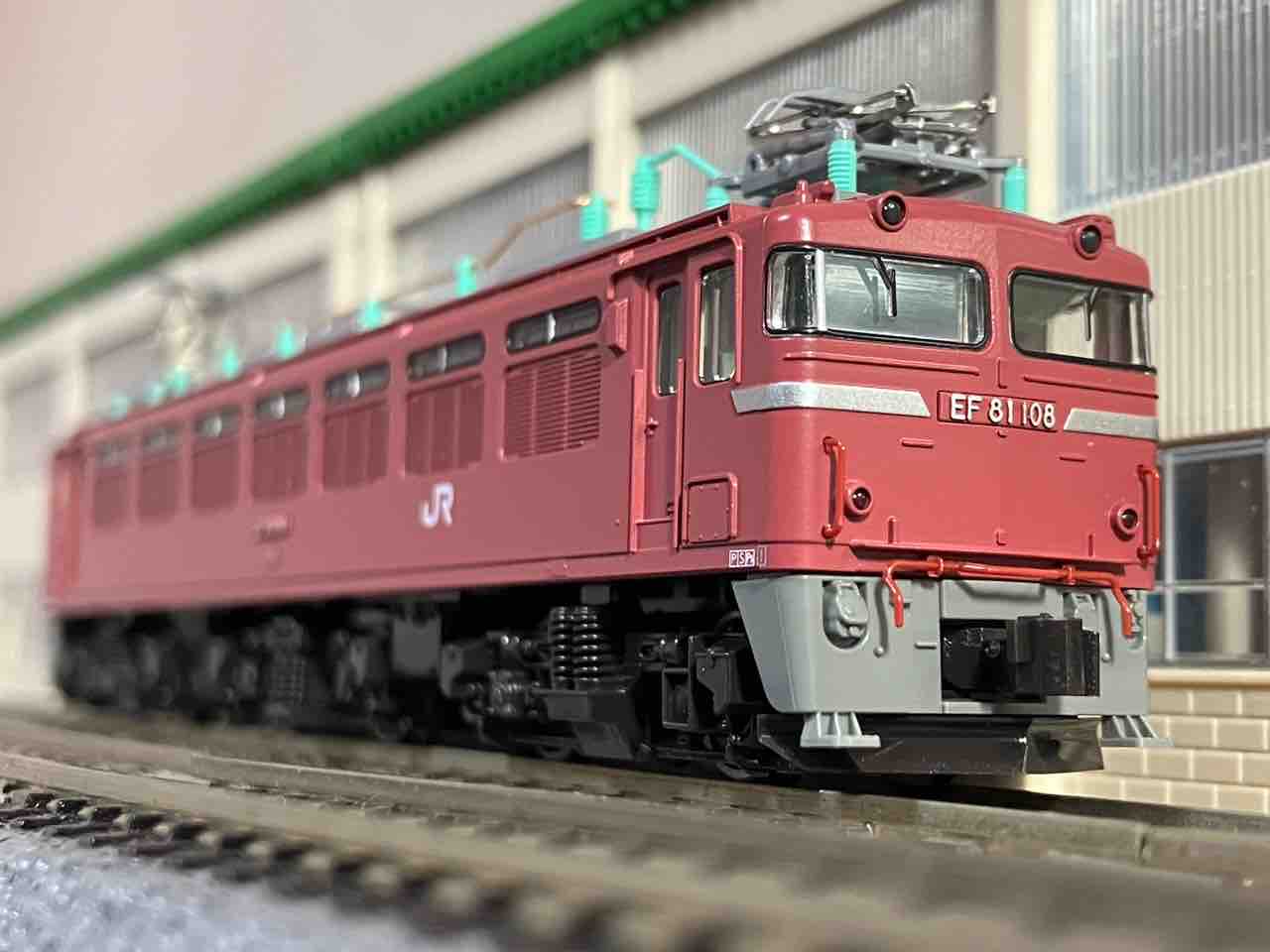 KATO EF81 一般色 敦賀運転派出 入線 : 夏島鉄道