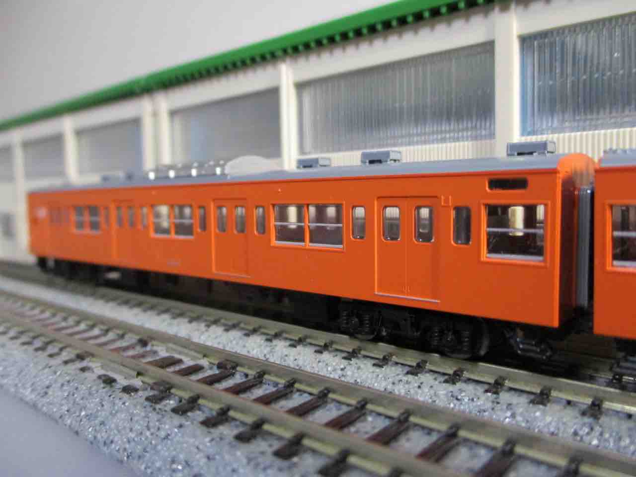 TOMIX 201系 中央線 貫通編成 入線 : 夏島鉄道